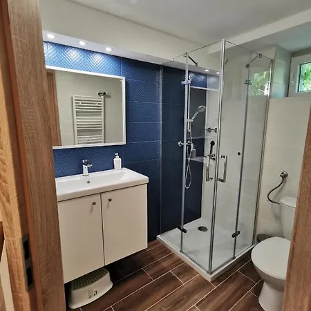 Tuenderi Csalados Apartmanok Mişcolţ Cameră foto