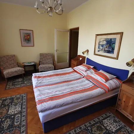 Tuenderi Csalados Apartmanok Mişcolţ Cameră foto