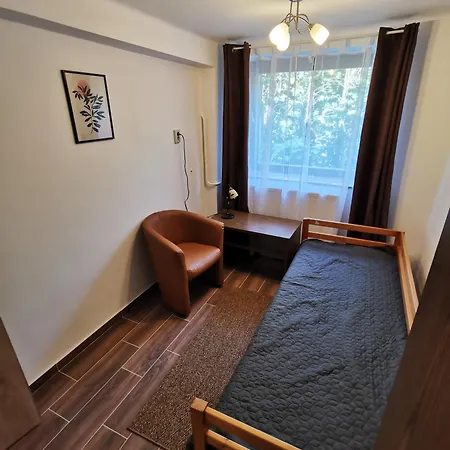 Tuenderi Csalados Apartmanok Mişcolţ Cameră foto